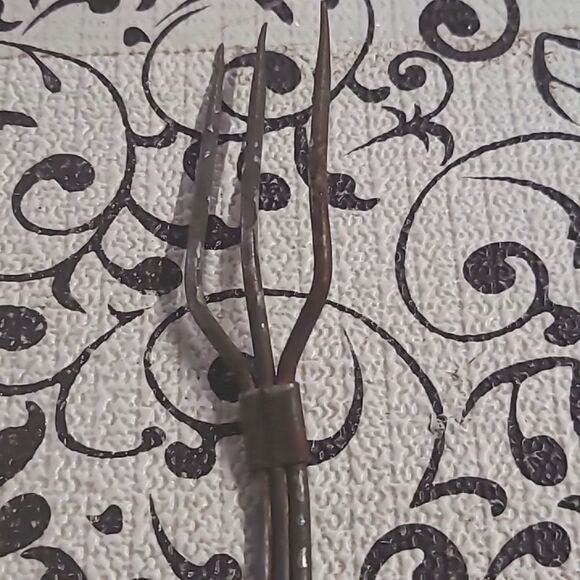 Vintage Three Prong Toasting Fork - Picture 5 of 7